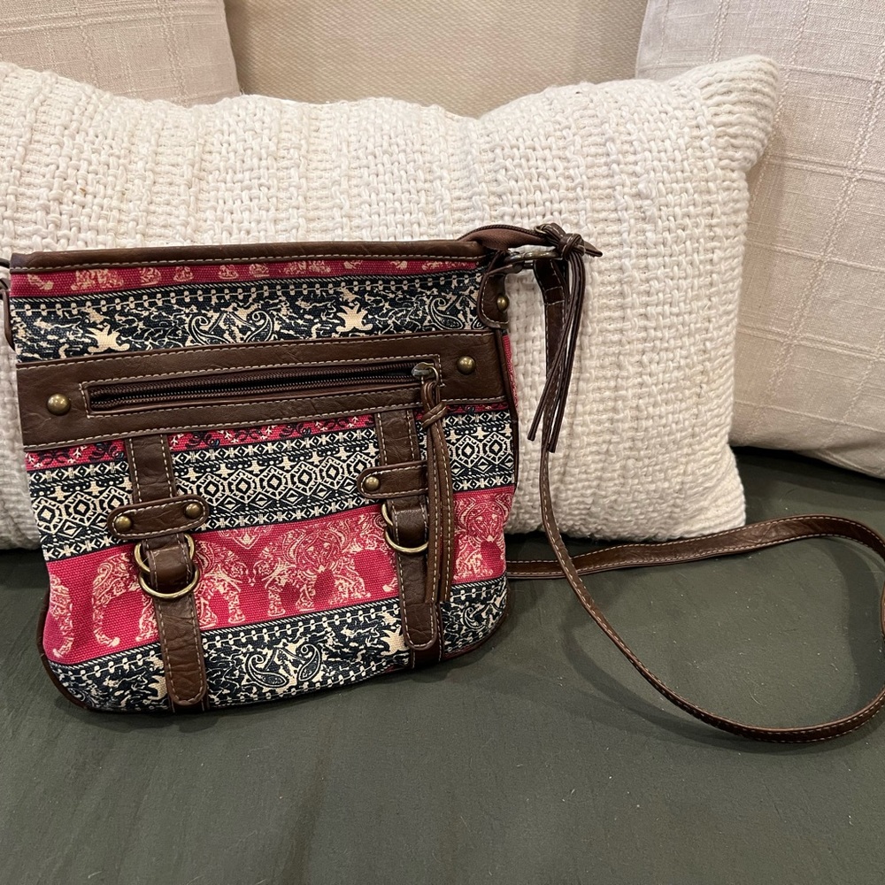 Bohemian style patterned crossbody bag